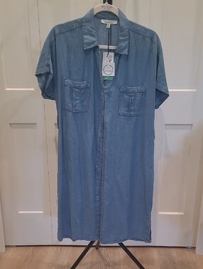 LOVETREE NWT Chambray Button-Front Shirt Dress in Light Blue